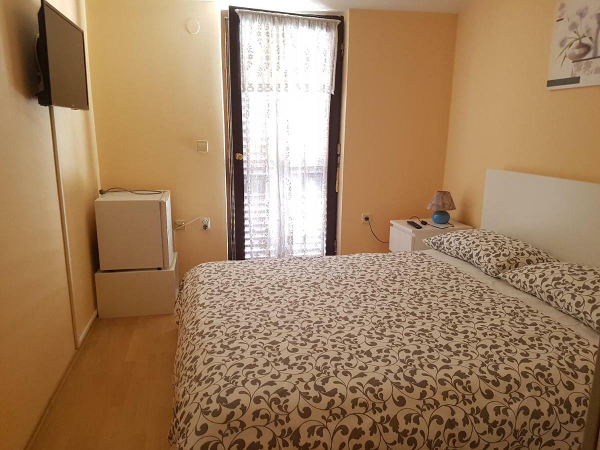 Rooms Siesta Poreč Eksteriør bilde