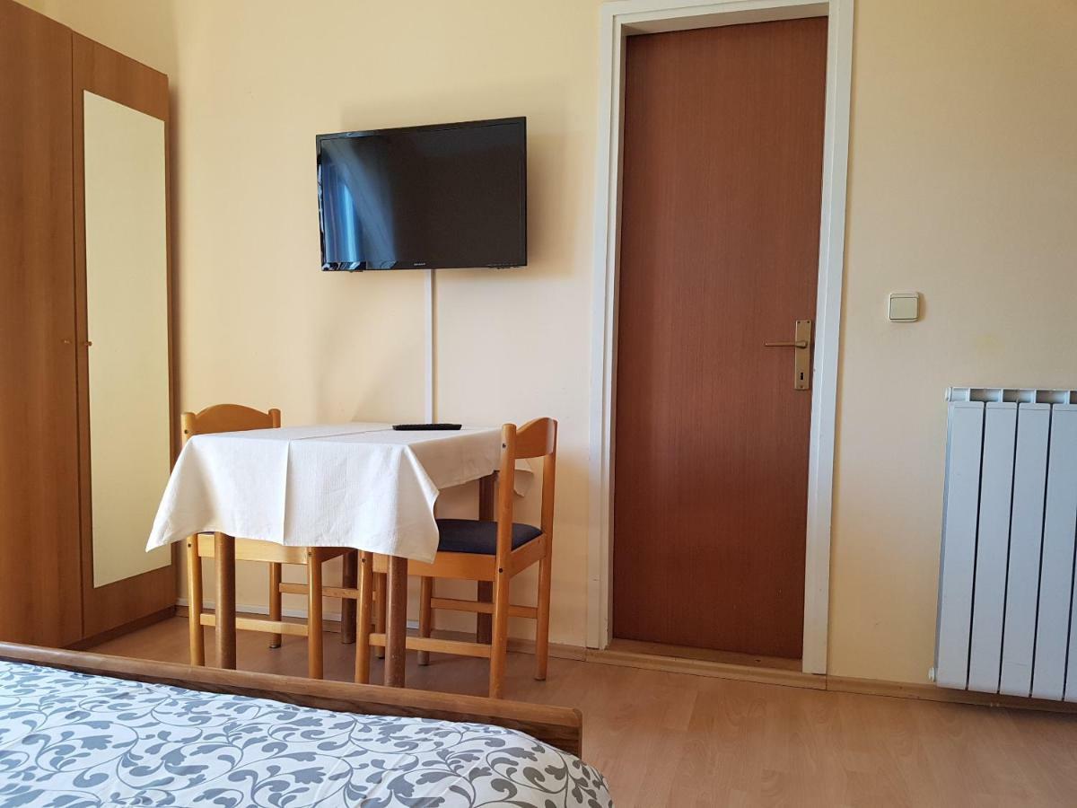 Rooms Siesta Poreč Eksteriør bilde