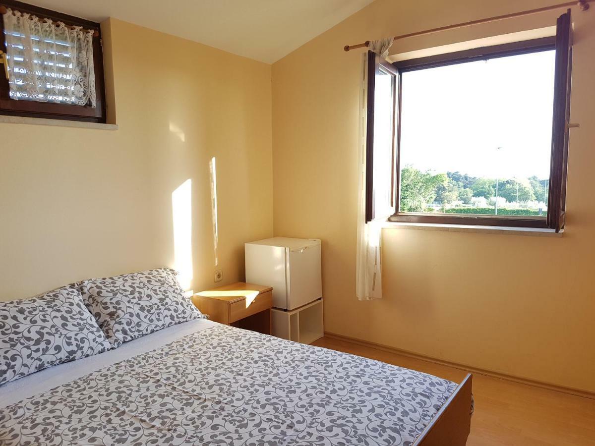 Rooms Siesta Poreč Eksteriør bilde